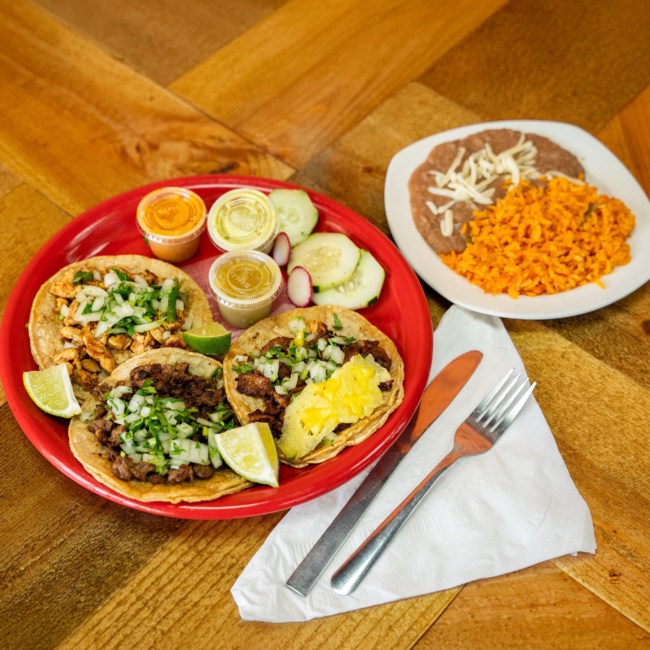 Carnales Tacos.