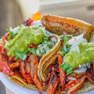 10x25 Stree Chicken Tacos