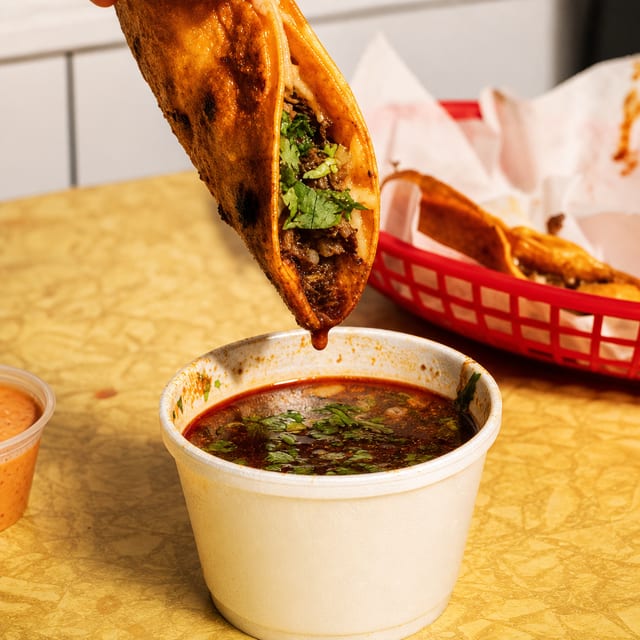 Quesabirria Taco.
